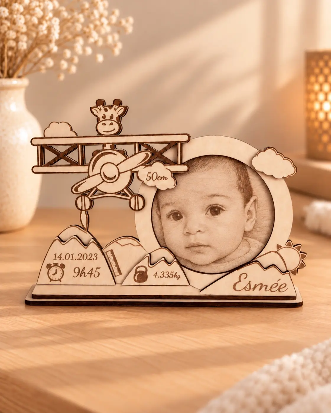 Cadre de naissance Achille personnalisé en bois gravé